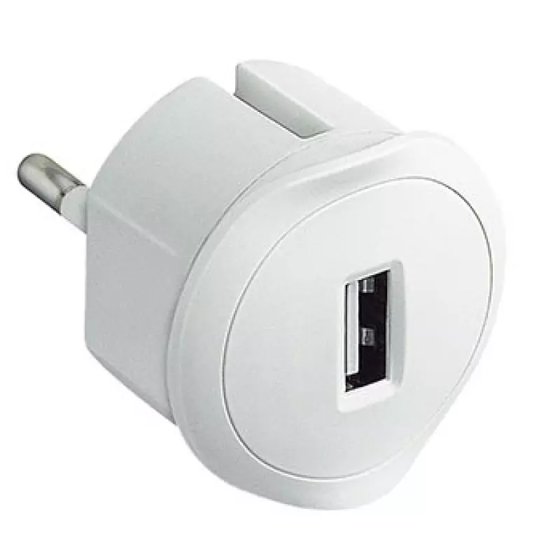   Legrand 220V, USB, 1,5A ()